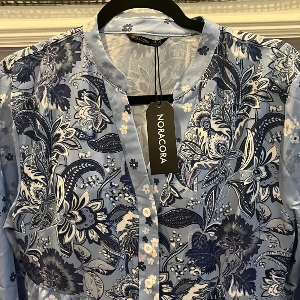 Noracora BoHo dress Blue floral print/ half button down.Size:M Loose fit. NWT - Picture 2 of 9